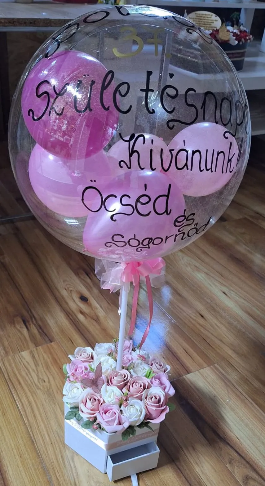 Lufi dekoráció kompozíció